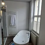 Modernes Wohnen Im Alten 2 Apartmán